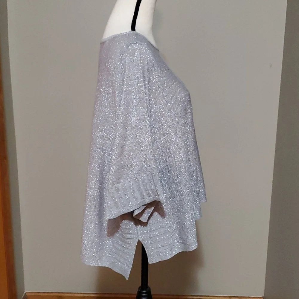 Anthropologie Top - Picture 4 of 10